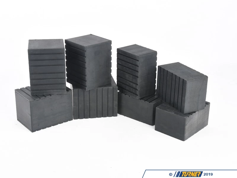 QuickJack Vehicle Lift - 5,000 Lb. Capacity - 110 Volt (60Hz) Power Unit - Image 17