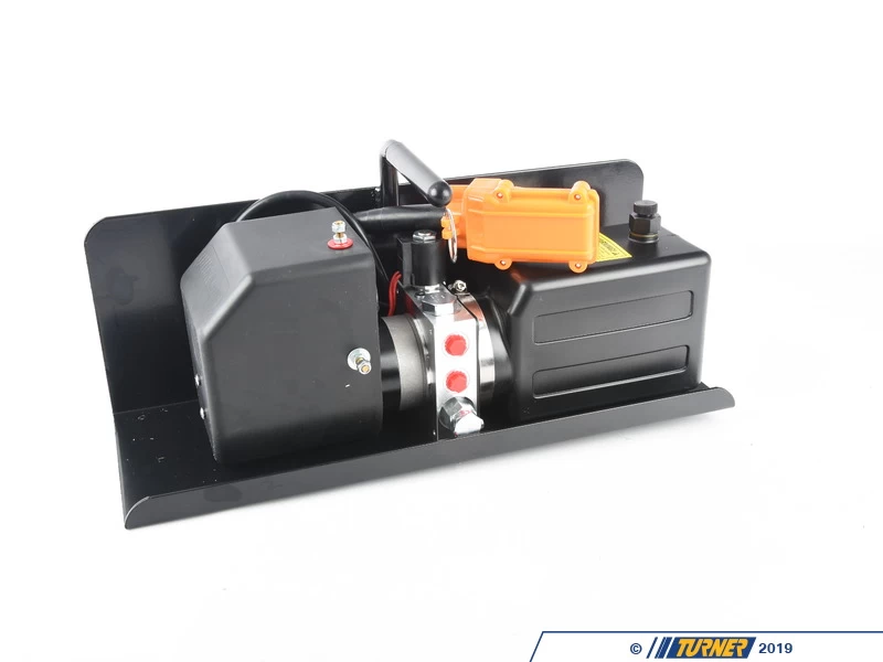 QuickJack Vehicle Lift - 5,000 Lb. Capacity - 110 Volt (60Hz) Power Unit - Image 4