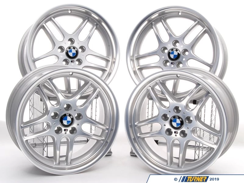 E34 18" M Parallel Style 37 Wheel Set