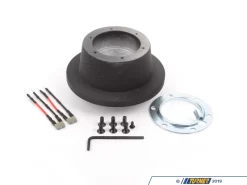 MOMO Steering Wheel Hub Adapter For E82, E9X