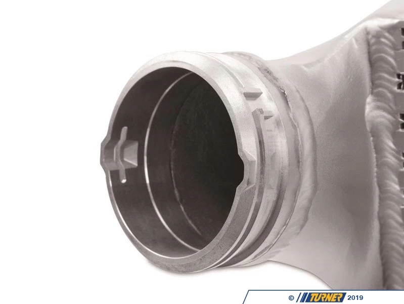 E82 135i, E9X 335 Mishimoto Front Mount Intercooler - Image 5