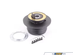 OMP Steering Column Adapter Hub - E31 E36